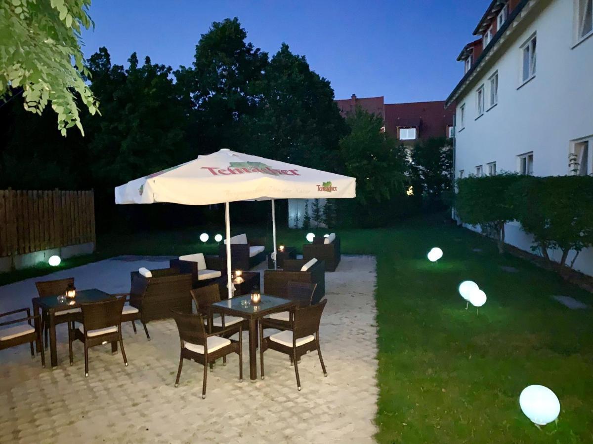 Hotel Ambiente Walldorf Вальдорф Экстерьер фото
